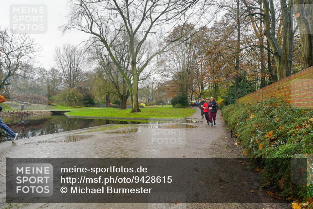 07.12.2025 - St. Pauli X-Mass-Run No. 15 Michael Burmester http://msf.ph/oto/9428615 07.12.2025 11:45:09 Laufen  meine-sportfotos.de