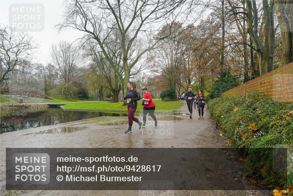 07.12.2025 - St. Pauli X-Mass-Run No. 15 Michael Burmester http://msf.ph/oto/9428617 07.12.2025 11:45:11 Laufen 142 meine-sportfotos.de