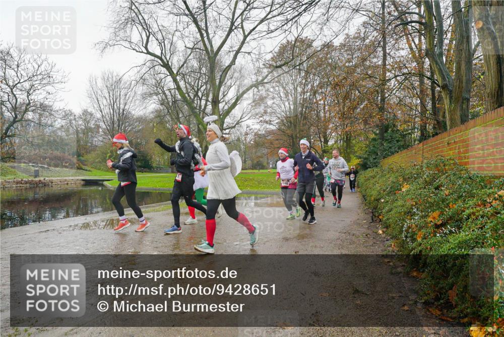 07.12.2025 - St. Pauli X-Mass-Run No. 15 Michael Burmester http://msf.ph/oto/9428651 07.12.2025 11:45:30 Laufen  meine-sportfotos.de
