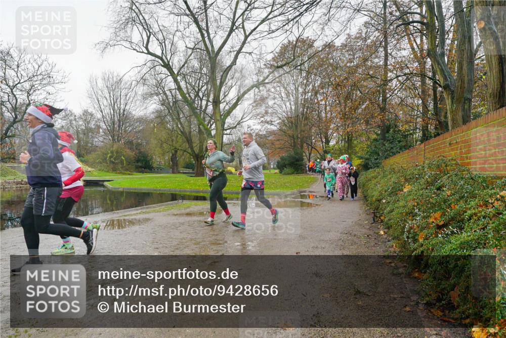 07.12.2025 - St. Pauli X-Mass-Run No. 15 Michael Burmester http://msf.ph/oto/9428656 07.12.2025 11:45:31 Laufen 250 meine-sportfotos.de