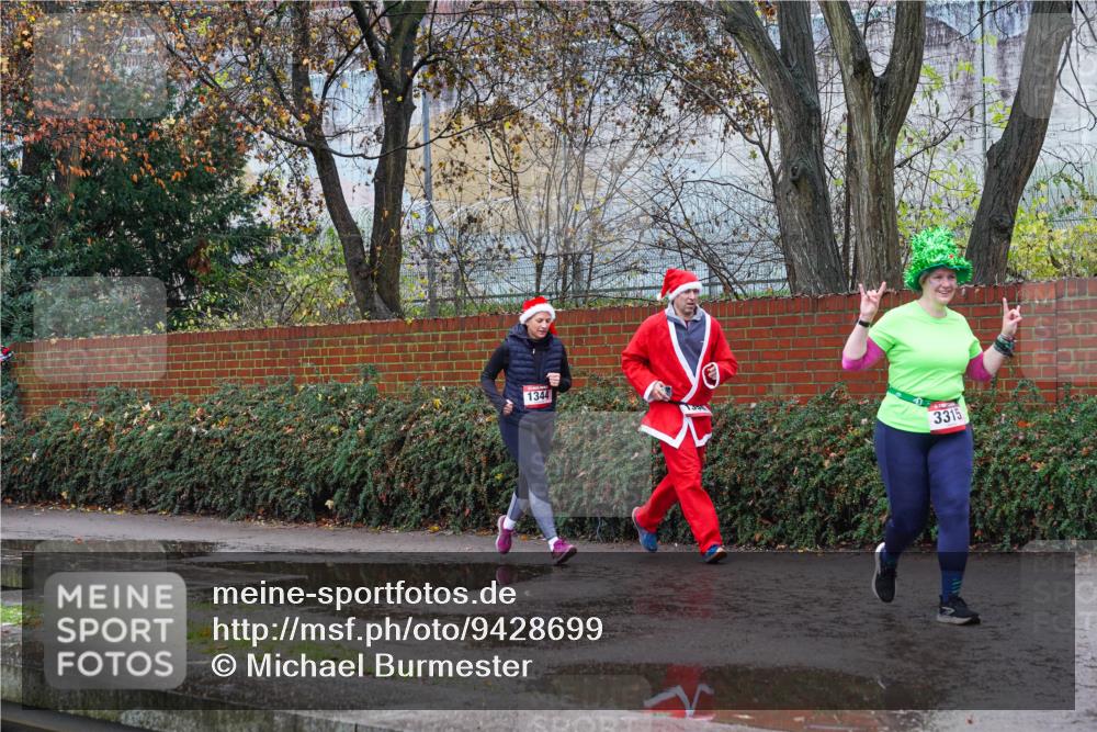 07.12.2025 - St. Pauli X-Mass-Run No. 15 Michael Burmester http://msf.ph/oto/9428699 07.12.2025 11:05:02 Laufen 1344, 3315 meine-sportfotos.de