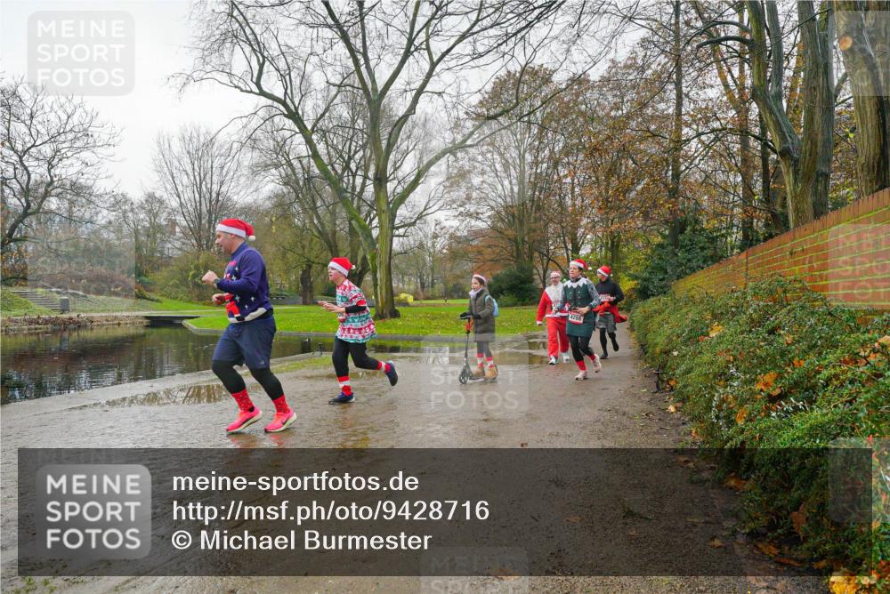 07.12.2025 - St. Pauli X-Mass-Run No. 15 Michael Burmester http://msf.ph/oto/9428716 07.12.2025 11:45:58 Laufen 4288 meine-sportfotos.de