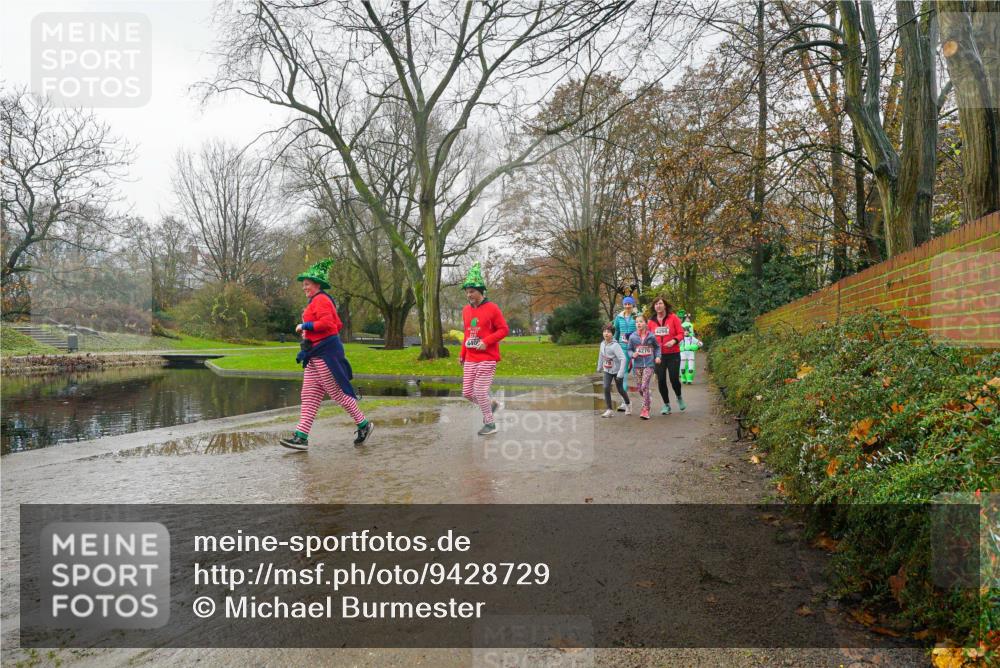 07.12.2025 - St. Pauli X-Mass-Run No. 15 Michael Burmester http://msf.ph/oto/9428729 07.12.2025 11:46:06 Laufen 4400, 4270, 4268 meine-sportfotos.de