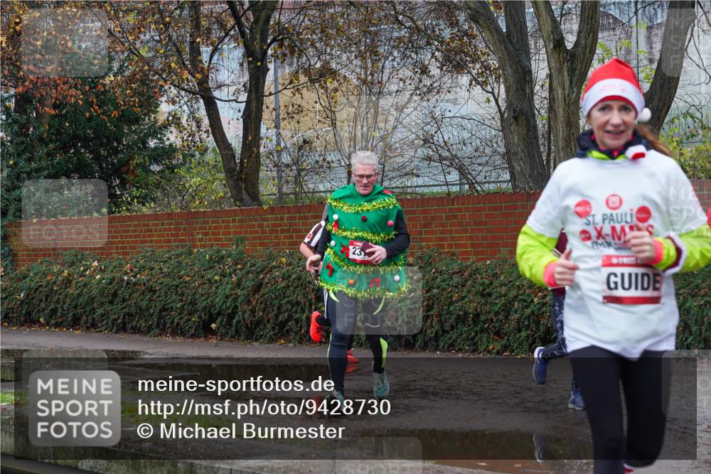 07.12.2025 - St. Pauli X-Mass-Run No. 15 Michael Burmester http://msf.ph/oto/9428730 07.12.2025 11:05:29 Laufen 23 meine-sportfotos.de