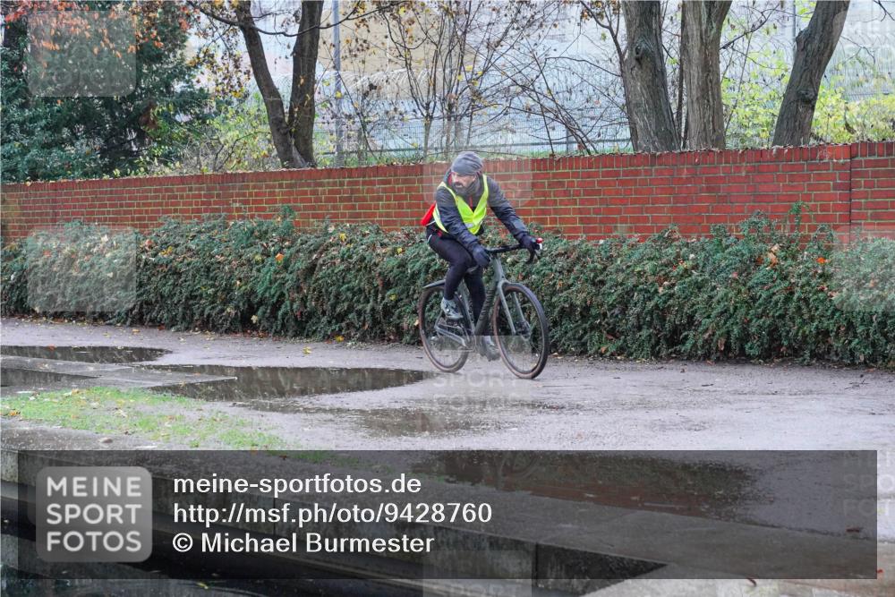 07.12.2025 - St. Pauli X-Mass-Run No. 15 Michael Burmester http://msf.ph/oto/9428760 07.12.2025 09:37:18 Laufen  meine-sportfotos.de