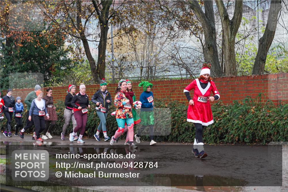 07.12.2025 - St. Pauli X-Mass-Run No. 15 Michael Burmester http://msf.ph/oto/9428784 07.12.2025 11:06:03 Laufen 2162, 2163, 1590, 2930, 3027, 2655, 2497, 2527, 2405 meine-sportfotos.de