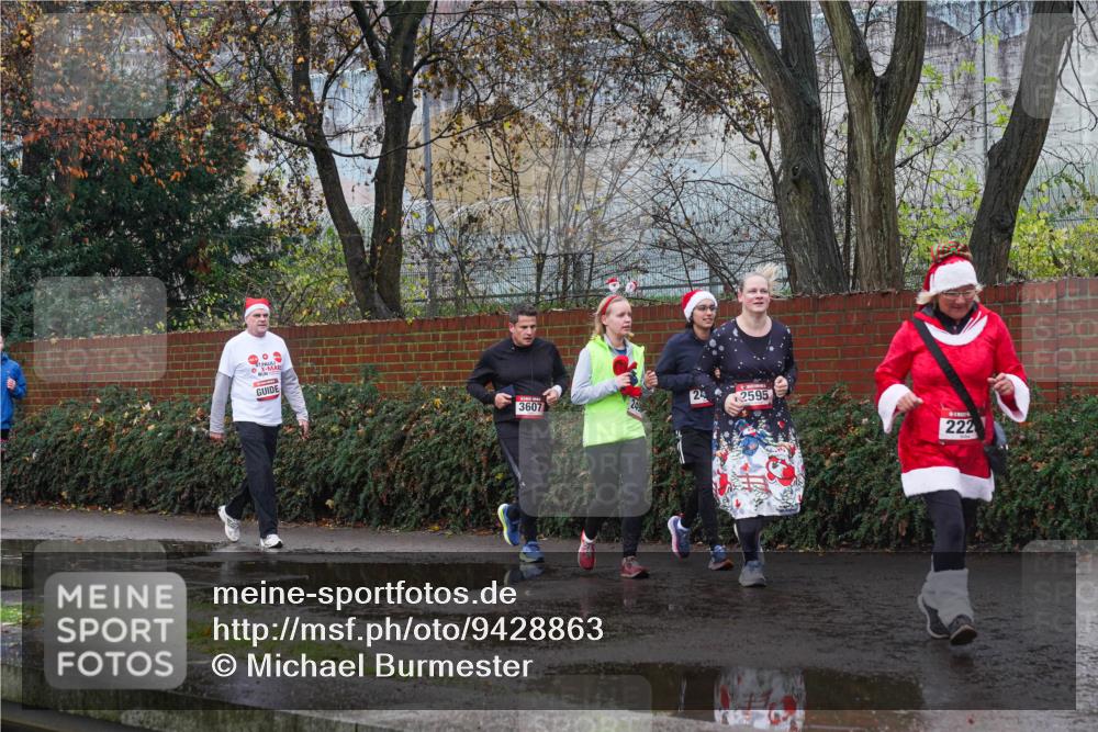 07.12.2025 - St. Pauli X-Mass-Run No. 15 Michael Burmester http://msf.ph/oto/9428863 07.12.2025 11:06:54 Laufen 222 meine-sportfotos.de
