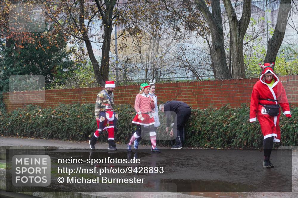 07.12.2025 - St. Pauli X-Mass-Run No. 15 Michael Burmester http://msf.ph/oto/9428893 07.12.2025 11:09:48 Laufen 33 meine-sportfotos.de