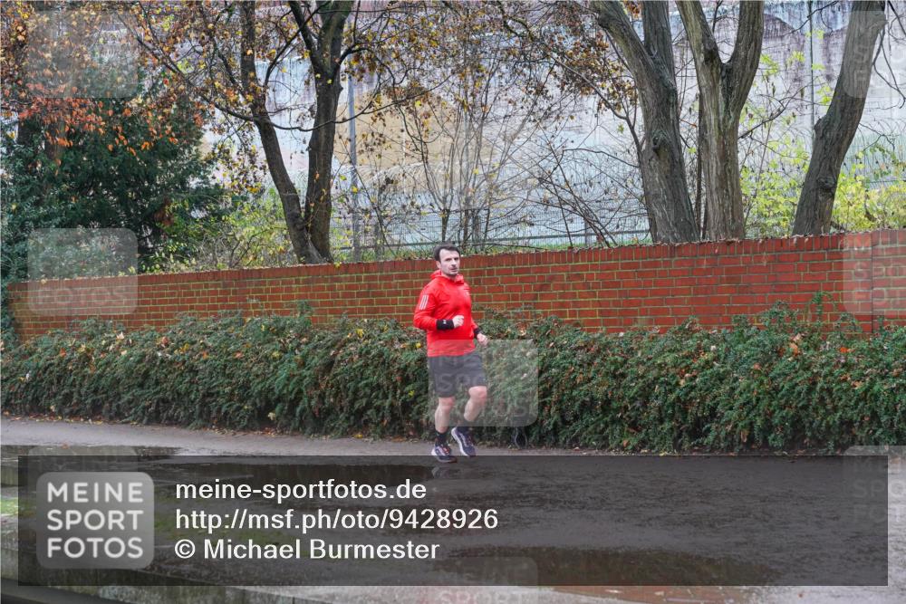 07.12.2025 - St. Pauli X-Mass-Run No. 15 Michael Burmester http://msf.ph/oto/9428926 07.12.2025 11:13:55 Laufen  meine-sportfotos.de