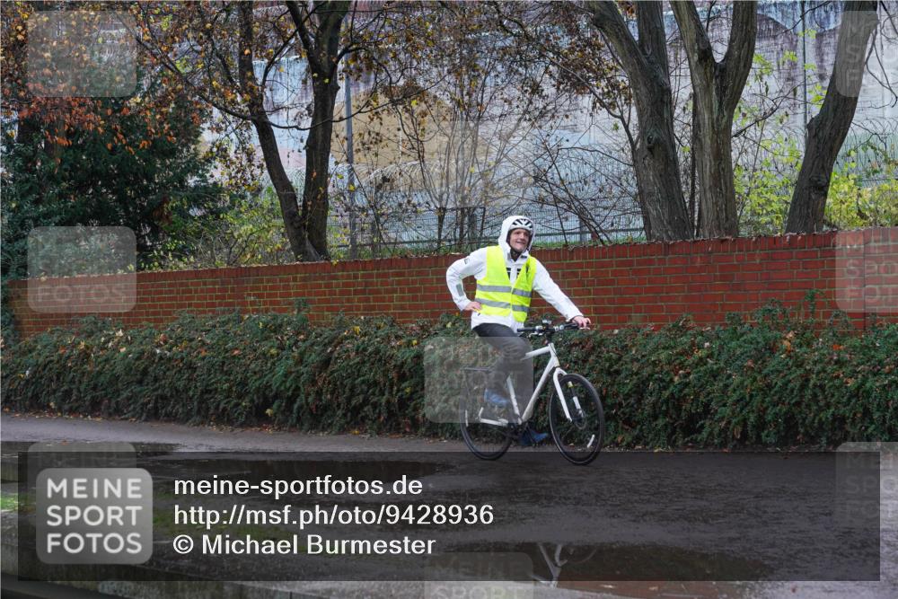 07.12.2025 - St. Pauli X-Mass-Run No. 15 Michael Burmester http://msf.ph/oto/9428936 07.12.2025 11:15:40 Laufen  meine-sportfotos.de