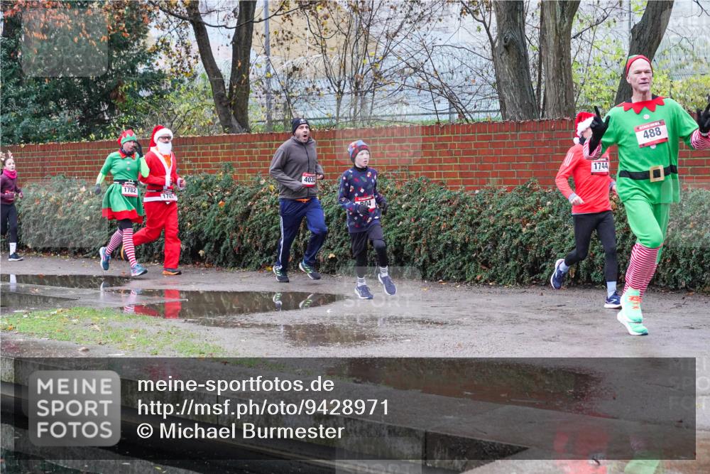 07.12.2025 - St. Pauli X-Mass-Run No. 15 Michael Burmester http://msf.ph/oto/9428971 07.12.2025 09:41:07 Laufen 4032, 1782, 804, 1744, 488 meine-sportfotos.de