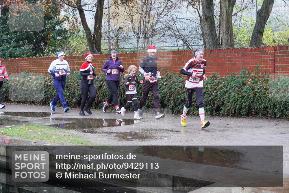 07.12.2025 - St. Pauli X-Mass-Run No. 15 Michael Burmester http://msf.ph/oto/9429113 07.12.2025 09:42:55 Laufen 984, 1484, 1486, 2894, 2983, 3093 meine-sportfotos.de