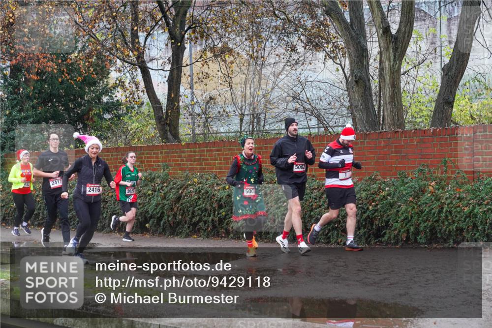 07.12.2025 - St. Pauli X-Mass-Run No. 15 Michael Burmester http://msf.ph/oto/9429118 07.12.2025 11:22:33 Laufen 652, 2417, 2416, 2022, 5001, 5002 meine-sportfotos.de