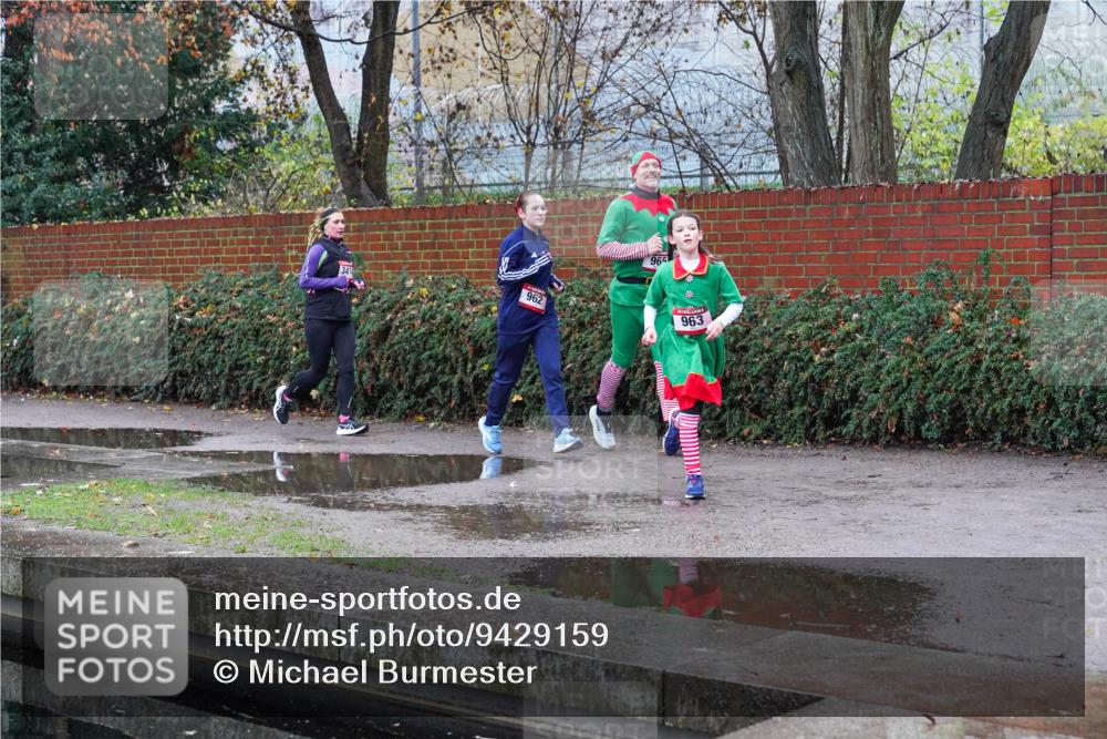 07.12.2025 - St. Pauli X-Mass-Run No. 15 Michael Burmester http://msf.ph/oto/9429159 07.12.2025 09:43:14 Laufen 962, 965, 963 meine-sportfotos.de