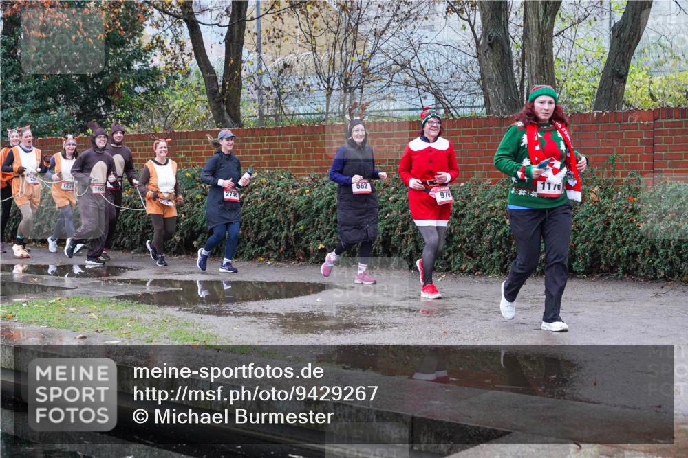 07.12.2025 - St. Pauli X-Mass-Run No. 15 Michael Burmester http://msf.ph/oto/9429267 07.12.2025 09:44:19 Laufen 1234, 1187, 2746, 562, 970, 11, 0 meine-sportfotos.de