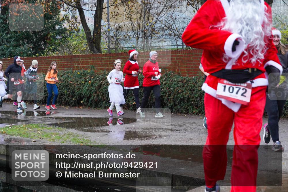 07.12.2025 - St. Pauli X-Mass-Run No. 15 Michael Burmester http://msf.ph/oto/9429421 07.12.2025 09:45:37 Laufen 15, 146, 2003, 4080, 1072 meine-sportfotos.de