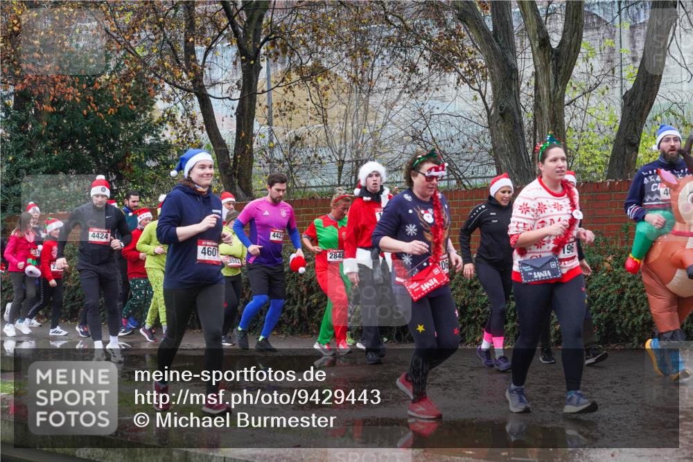 07.12.2025 - St. Pauli X-Mass-Run No. 15 Michael Burmester http://msf.ph/oto/9429443 07.12.2025 11:26:04 Laufen 4424, 4601, 3583, 4423, 2848, 06, 96 meine-sportfotos.de