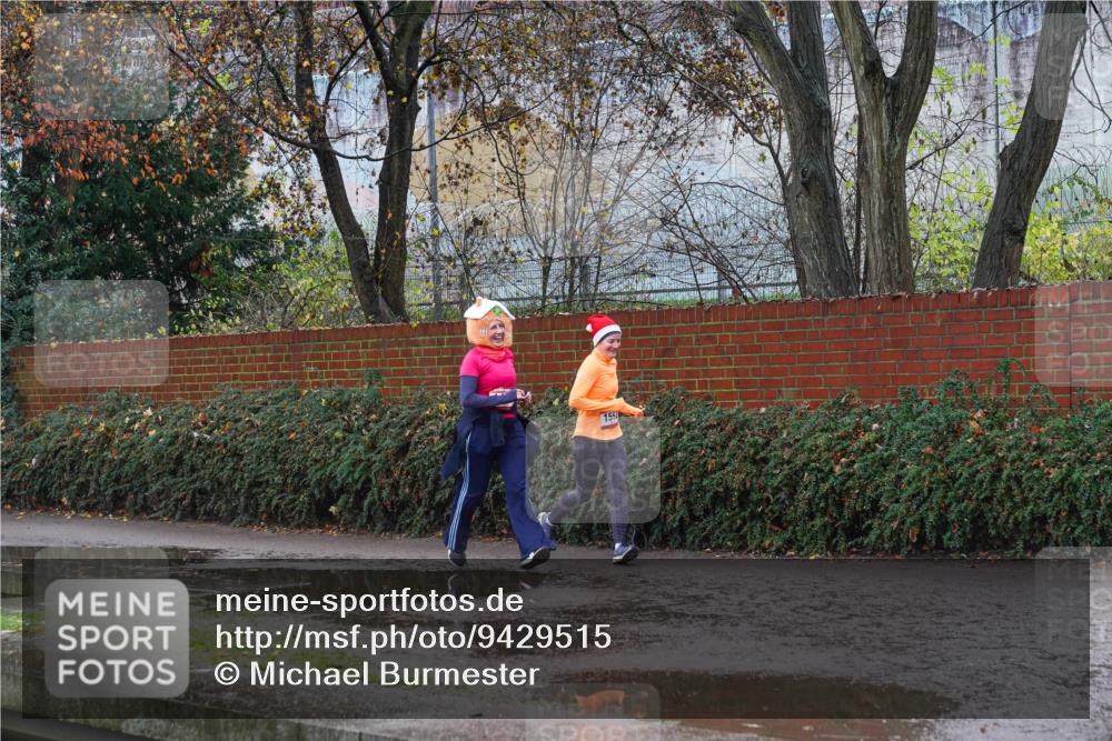 07.12.2025 - St. Pauli X-Mass-Run No. 15 Michael Burmester http://msf.ph/oto/9429515 07.12.2025 11:26:51 Laufen 159 meine-sportfotos.de