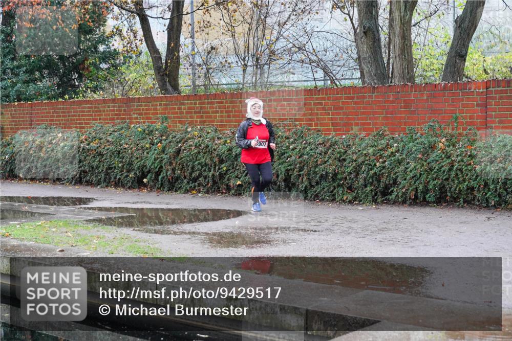 07.12.2025 - St. Pauli X-Mass-Run No. 15 Michael Burmester http://msf.ph/oto/9429517 07.12.2025 09:46:26 Laufen 907 meine-sportfotos.de