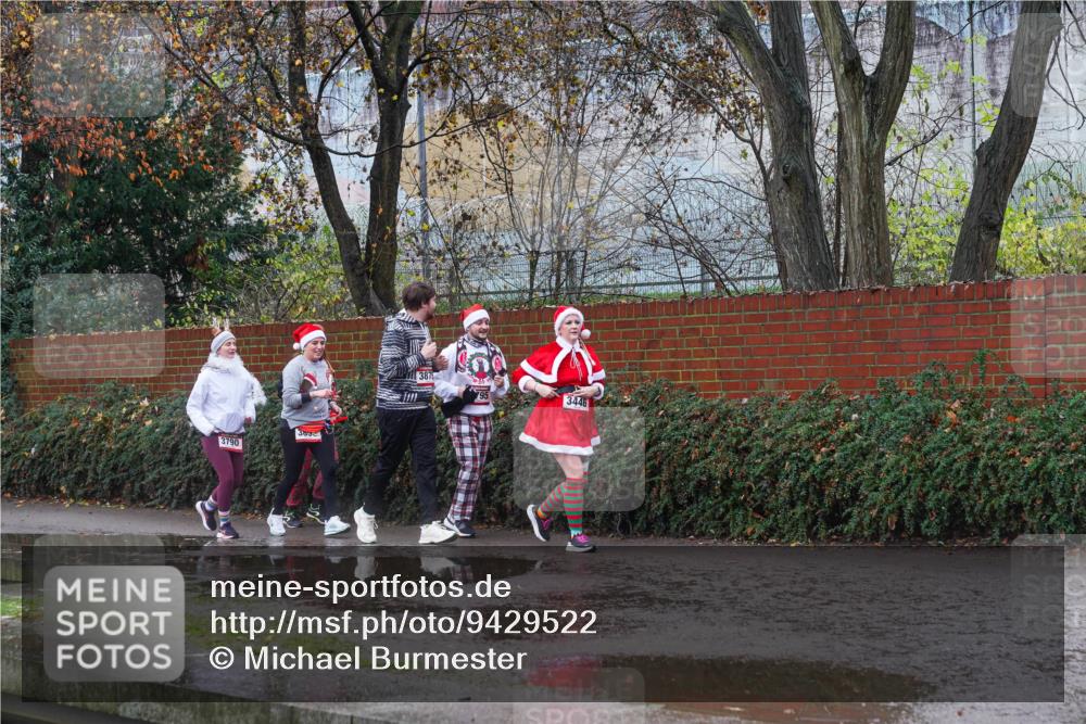 07.12.2025 - St. Pauli X-Mass-Run No. 15 Michael Burmester http://msf.ph/oto/9429522 07.12.2025 11:27:04 Laufen 3790 meine-sportfotos.de