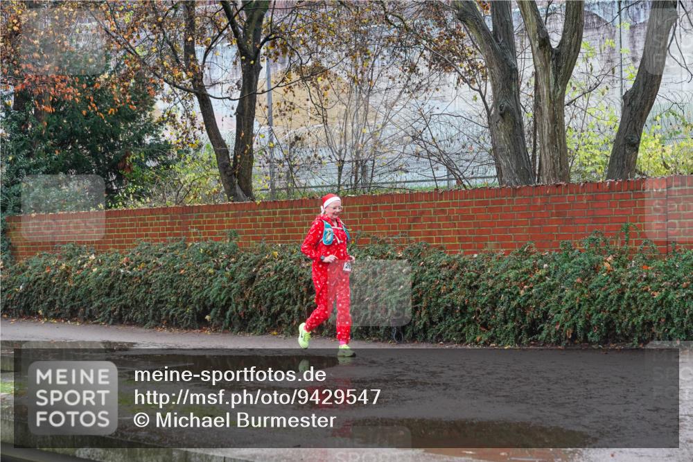 07.12.2025 - St. Pauli X-Mass-Run No. 15 Michael Burmester http://msf.ph/oto/9429547 07.12.2025 11:27:36 Laufen  meine-sportfotos.de