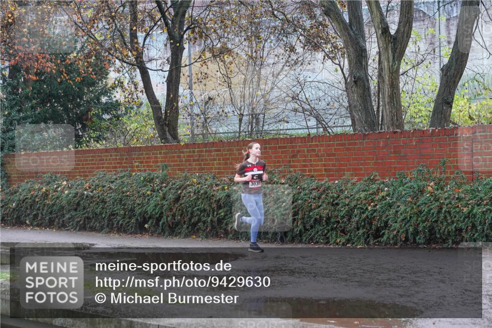 07.12.2025 - St. Pauli X-Mass-Run No. 15 Michael Burmester http://msf.ph/oto/9429630 07.12.2025 11:38:37 Laufen 3031 meine-sportfotos.de