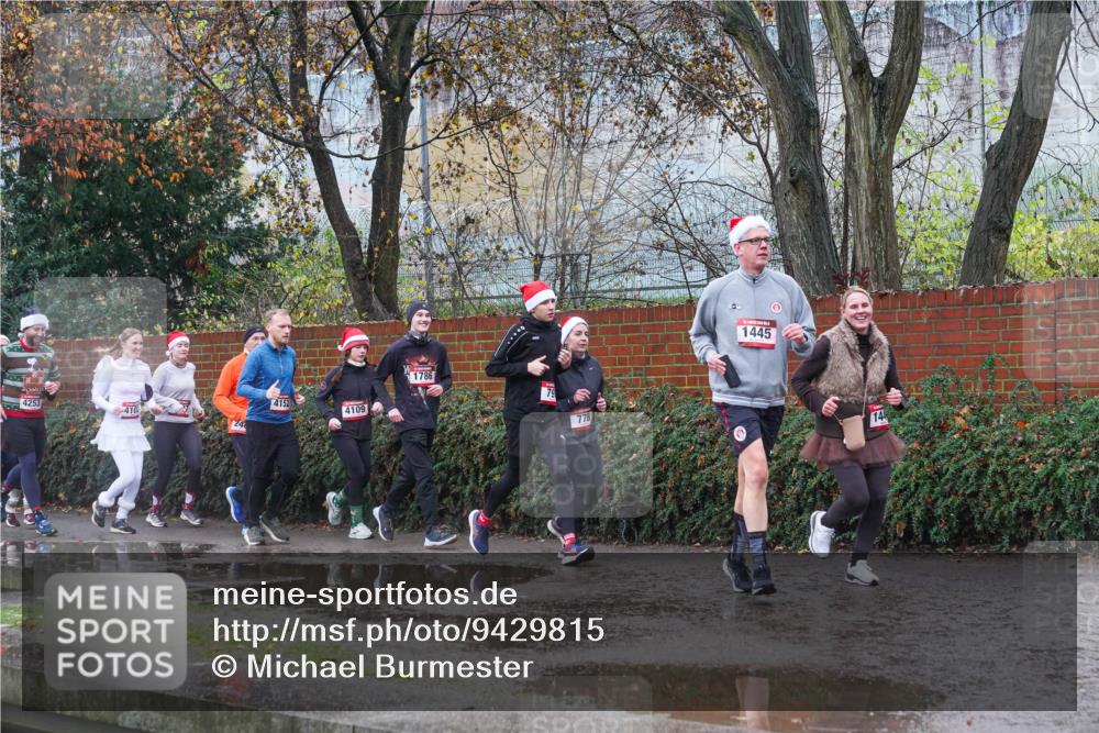 07.12.2025 - St. Pauli X-Mass-Run No. 15 Michael Burmester http://msf.ph/oto/9429815 07.12.2025 11:43:04 Laufen 4253, 4152, 4109, 1786, 778, 1445, 14 meine-sportfotos.de