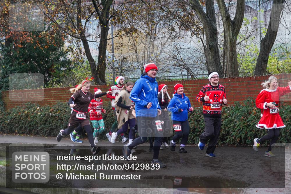 07.12.2025 - St. Pauli X-Mass-Run No. 15 Michael Burmester http://msf.ph/oto/9429839 07.12.2025 11:43:22 Laufen 1236, 4006, 111, 6169, 0, 43, 4361, 2032, 4314 meine-sportfotos.de