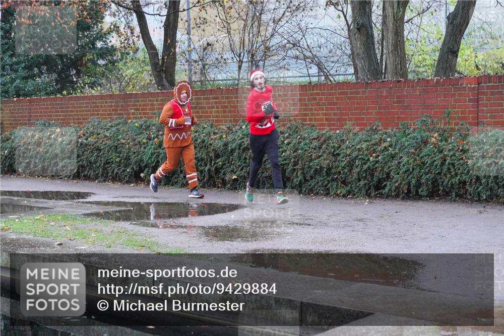 07.12.2025 - St. Pauli X-Mass-Run No. 15 Michael Burmester http://msf.ph/oto/9429884 07.12.2025 10:00:22 Laufen 893 meine-sportfotos.de