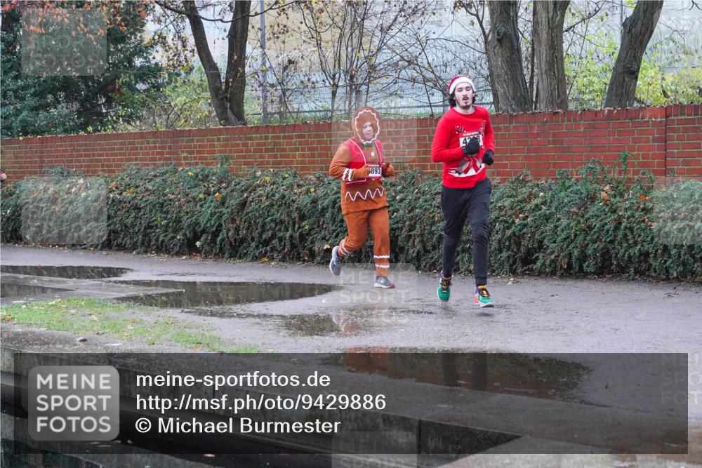 07.12.2025 - St. Pauli X-Mass-Run No. 15 Michael Burmester http://msf.ph/oto/9429886 07.12.2025 10:00:23 Laufen 893, 43 meine-sportfotos.de