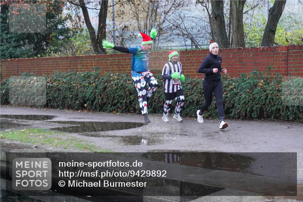 07.12.2025 - St. Pauli X-Mass-Run No. 15 Michael Burmester http://msf.ph/oto/9429892 07.12.2025 10:00:27 Laufen 2631 meine-sportfotos.de