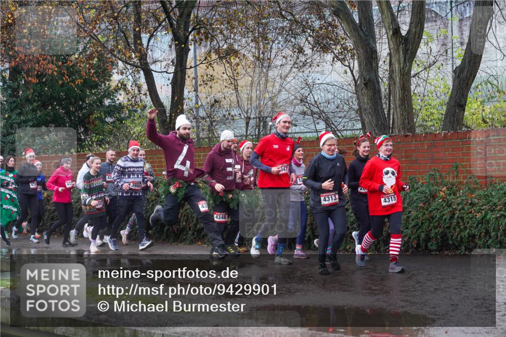 07.12.2025 - St. Pauli X-Mass-Run No. 15 Michael Burmester http://msf.ph/oto/9429901 07.12.2025 11:44:15 Laufen 84, 475, 43, 997, 3994, 43, 4346, 347, 4313, 4315 meine-sportfotos.de