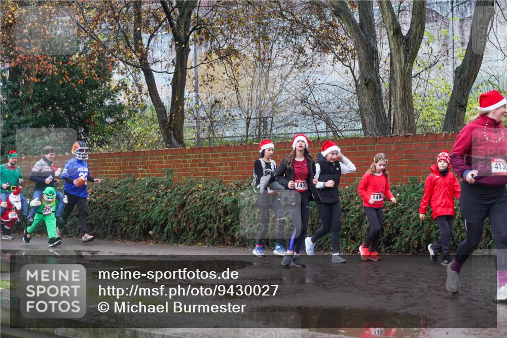 07.12.2025 - St. Pauli X-Mass-Run No. 15 Michael Burmester http://msf.ph/oto/9430027 07.12.2025 11:45:20 Laufen 208, 1845, 1493, 1494, 4138 meine-sportfotos.de