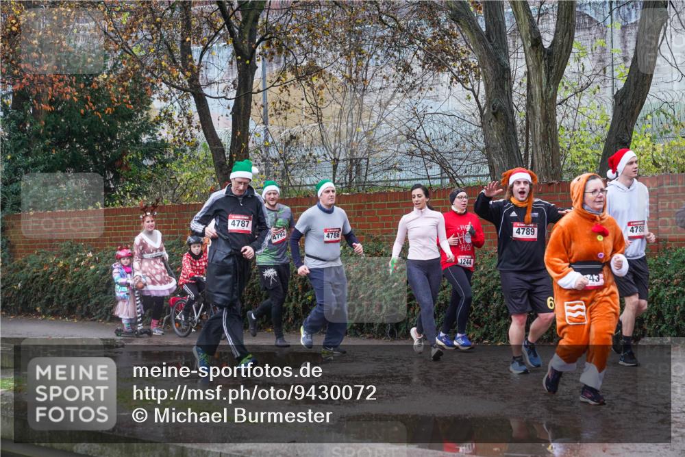 07.12.2025 - St. Pauli X-Mass-Run No. 15 Michael Burmester http://msf.ph/oto/9430072 07.12.2025 11:45:40 Laufen 4787, 4792, 4786, 4789, 4788, 1244, 6 meine-sportfotos.de