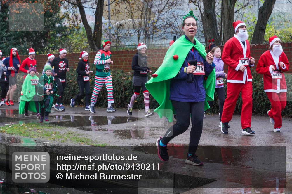 07.12.2025 - St. Pauli X-Mass-Run No. 15 Michael Burmester http://msf.ph/oto/9430211 07.12.2025 10:06:11 Laufen 601, 427, 4310, 429, 276, 438, 4476, 4472 meine-sportfotos.de