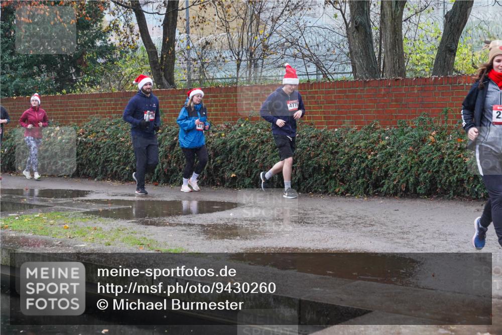 07.12.2025 - St. Pauli X-Mass-Run No. 15 Michael Burmester http://msf.ph/oto/9430260 07.12.2025 10:08:19 Laufen 4779, 2 meine-sportfotos.de