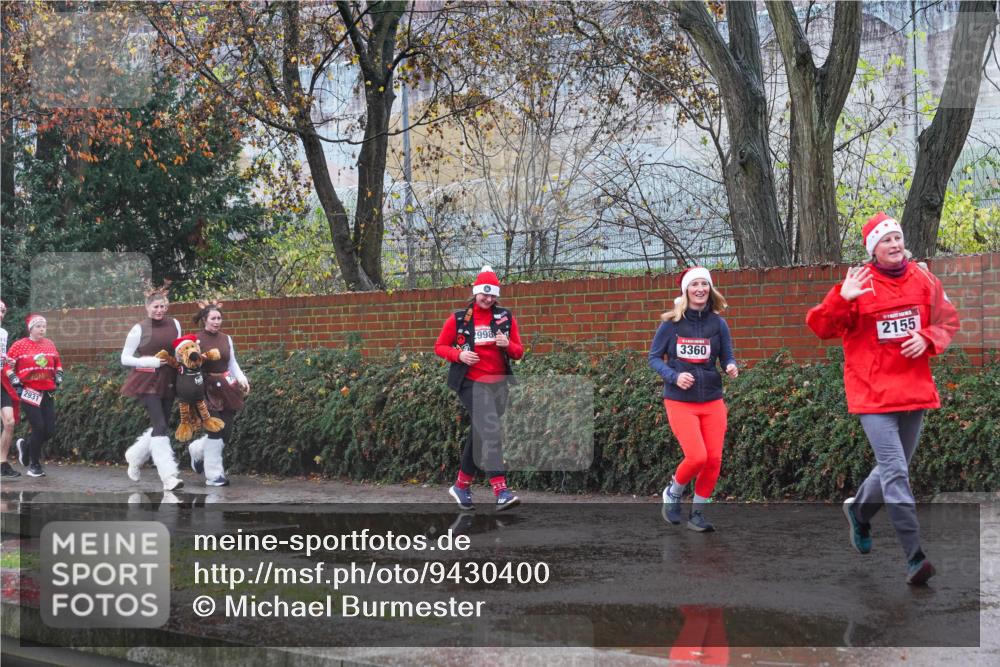 07.12.2025 - St. Pauli X-Mass-Run No. 15 Michael Burmester http://msf.ph/oto/9430400 07.12.2025 10:22:50 Laufen 2931, 998, 2155, 3360 meine-sportfotos.de
