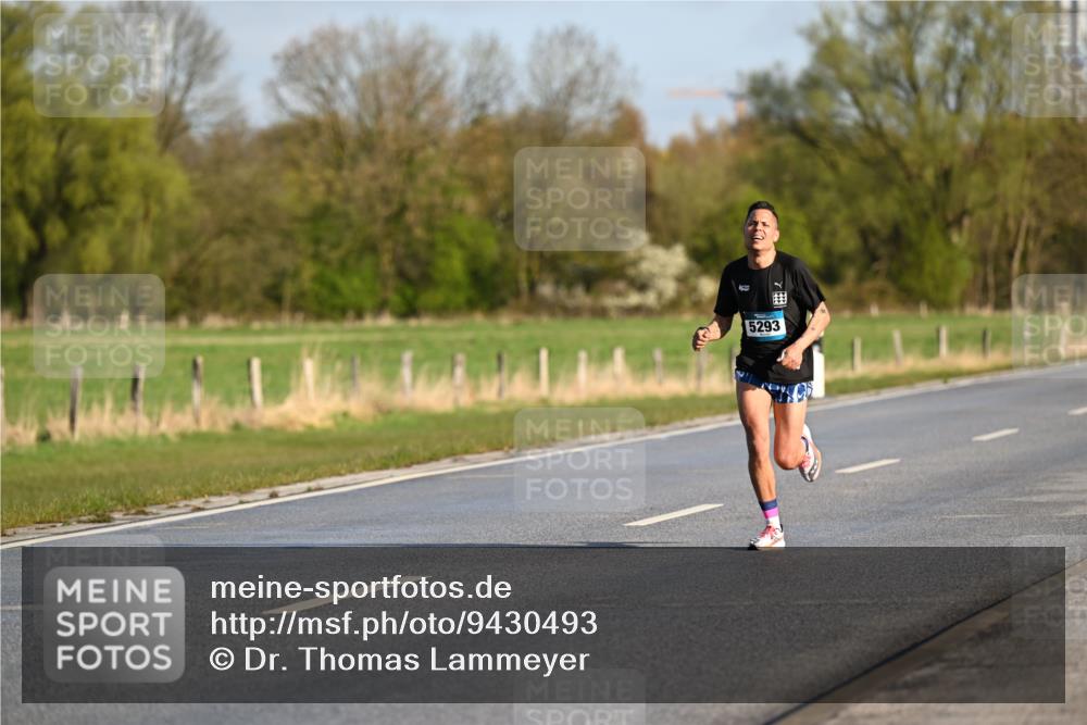 12.04.2026 - 45. Internationalen Wilhelmsburger Insellauf Dr. Thomas Lammeyer http://msf.ph/oto/9430493 12.04.2026 09:06:42 Laufen 5293 meine-sportfotos.de