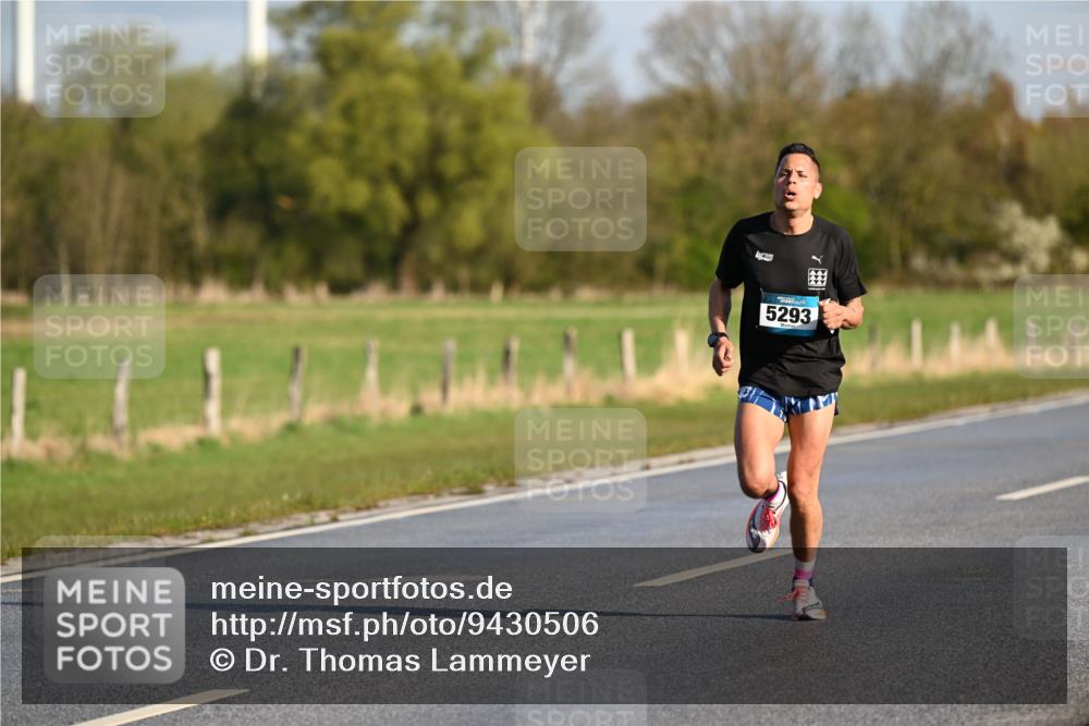 12.04.2026 - 45. Internationalen Wilhelmsburger Insellauf Dr. Thomas Lammeyer http://msf.ph/oto/9430506 12.04.2026 09:06:44 Laufen 5293 meine-sportfotos.de