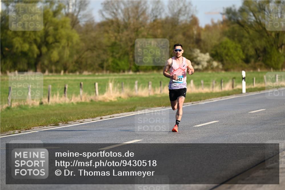 12.04.2026 - 45. Internationalen Wilhelmsburger Insellauf Dr. Thomas Lammeyer http://msf.ph/oto/9430518 12.04.2026 09:07:03 Laufen 342 meine-sportfotos.de