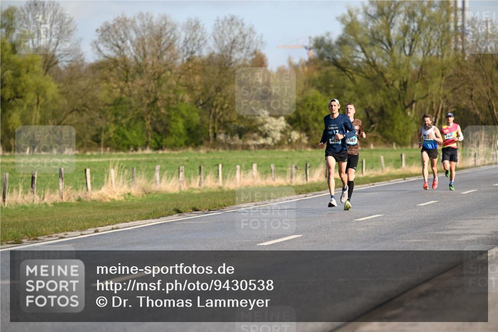 12.04.2026 - 45. Internationalen Wilhelmsburger Insellauf Dr. Thomas Lammeyer http://msf.ph/oto/9430538 12.04.2026 09:07:15 Laufen 17, 4034, 5507, 352, 2408 meine-sportfotos.de