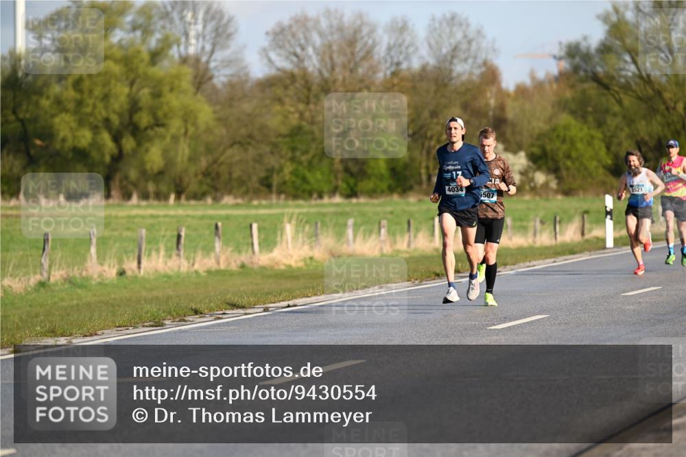 12.04.2026 - 45. Internationalen Wilhelmsburger Insellauf Dr. Thomas Lammeyer http://msf.ph/oto/9430554 12.04.2026 09:07:17 Laufen 17, 4034, 507, 3521 meine-sportfotos.de