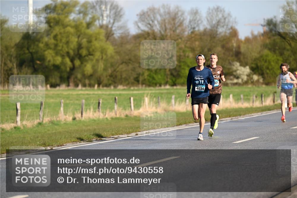 12.04.2026 - 45. Internationalen Wilhelmsburger Insellauf Dr. Thomas Lammeyer http://msf.ph/oto/9430558 12.04.2026 09:07:17 Laufen 17, 3521, 07, 4034 meine-sportfotos.de