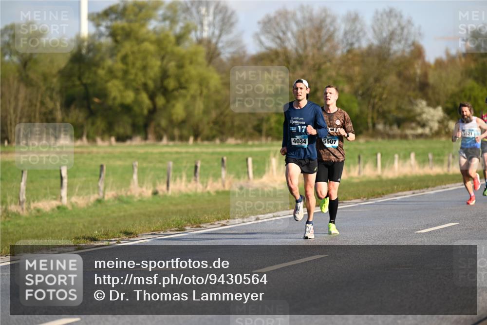 12.04.2026 - 45. Internationalen Wilhelmsburger Insellauf Dr. Thomas Lammeyer http://msf.ph/oto/9430564 12.04.2026 09:07:18 Laufen 17, 4034, 5507, 3521 meine-sportfotos.de