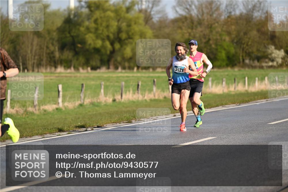12.04.2026 - 45. Internationalen Wilhelmsburger Insellauf Dr. Thomas Lammeyer http://msf.ph/oto/9430577 12.04.2026 09:07:21 Laufen 3521 meine-sportfotos.de