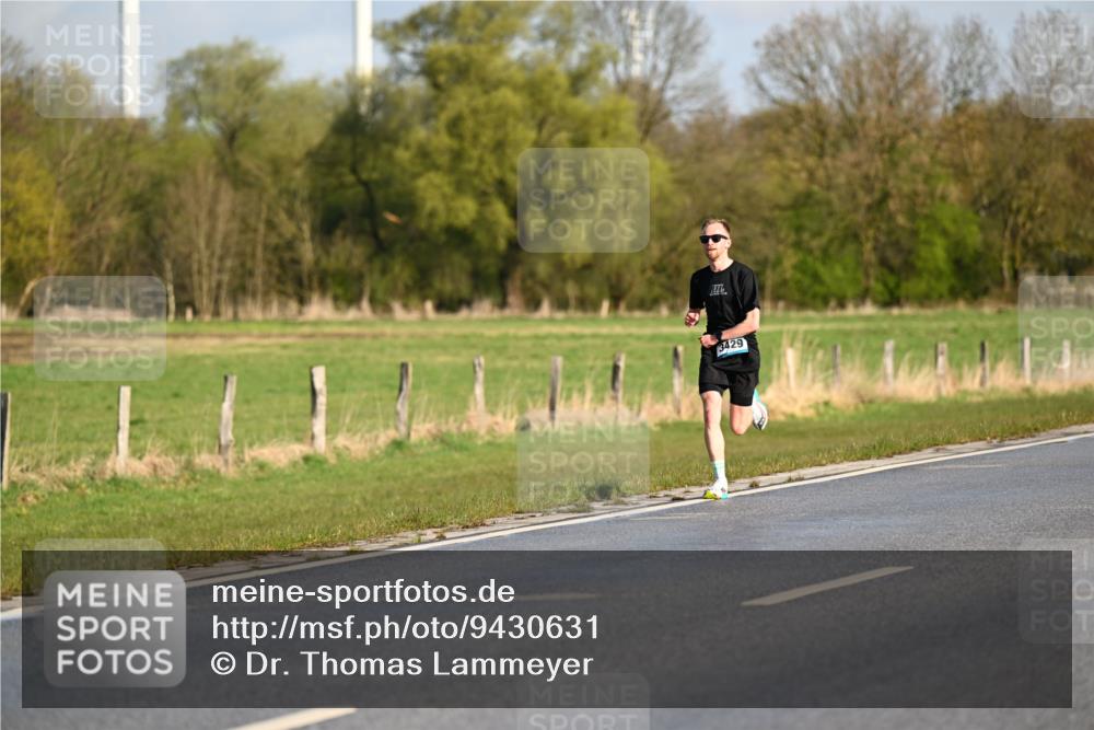 12.04.2026 - 45. Internationalen Wilhelmsburger Insellauf Dr. Thomas Lammeyer http://msf.ph/oto/9430631 12.04.2026 09:07:54 Laufen 3429 meine-sportfotos.de