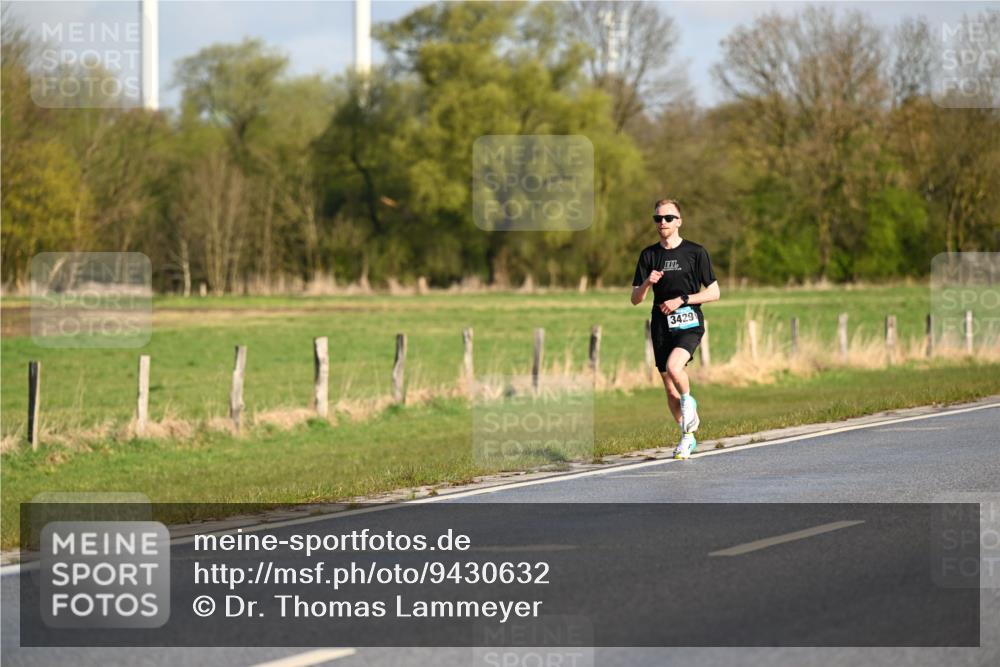 12.04.2026 - 45. Internationalen Wilhelmsburger Insellauf Dr. Thomas Lammeyer http://msf.ph/oto/9430632 12.04.2026 09:07:54 Laufen 3429 meine-sportfotos.de