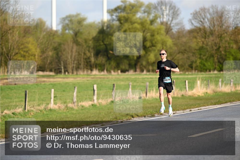 12.04.2026 - 45. Internationalen Wilhelmsburger Insellauf Dr. Thomas Lammeyer http://msf.ph/oto/9430635 12.04.2026 09:07:55 Laufen 3429 meine-sportfotos.de