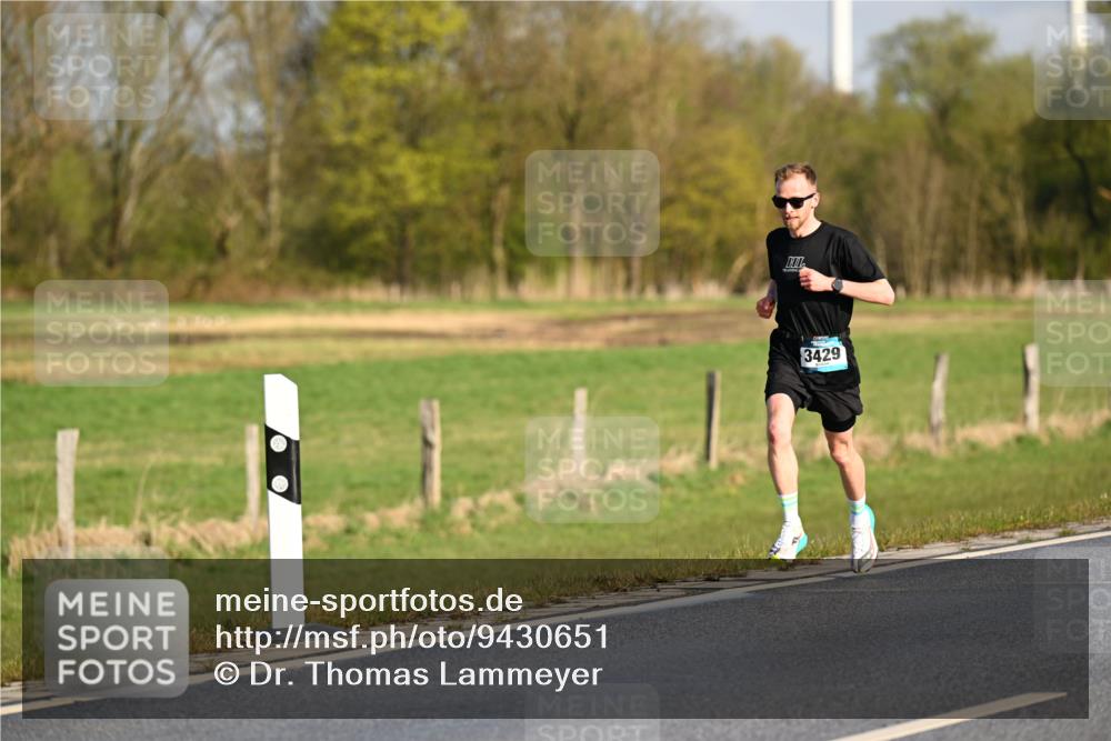 12.04.2026 - 45. Internationalen Wilhelmsburger Insellauf Dr. Thomas Lammeyer http://msf.ph/oto/9430651 12.04.2026 09:07:57 Laufen 3429 meine-sportfotos.de