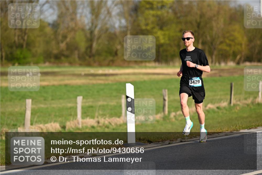 12.04.2026 - 45. Internationalen Wilhelmsburger Insellauf Dr. Thomas Lammeyer http://msf.ph/oto/9430656 12.04.2026 09:07:58 Laufen 3429 meine-sportfotos.de